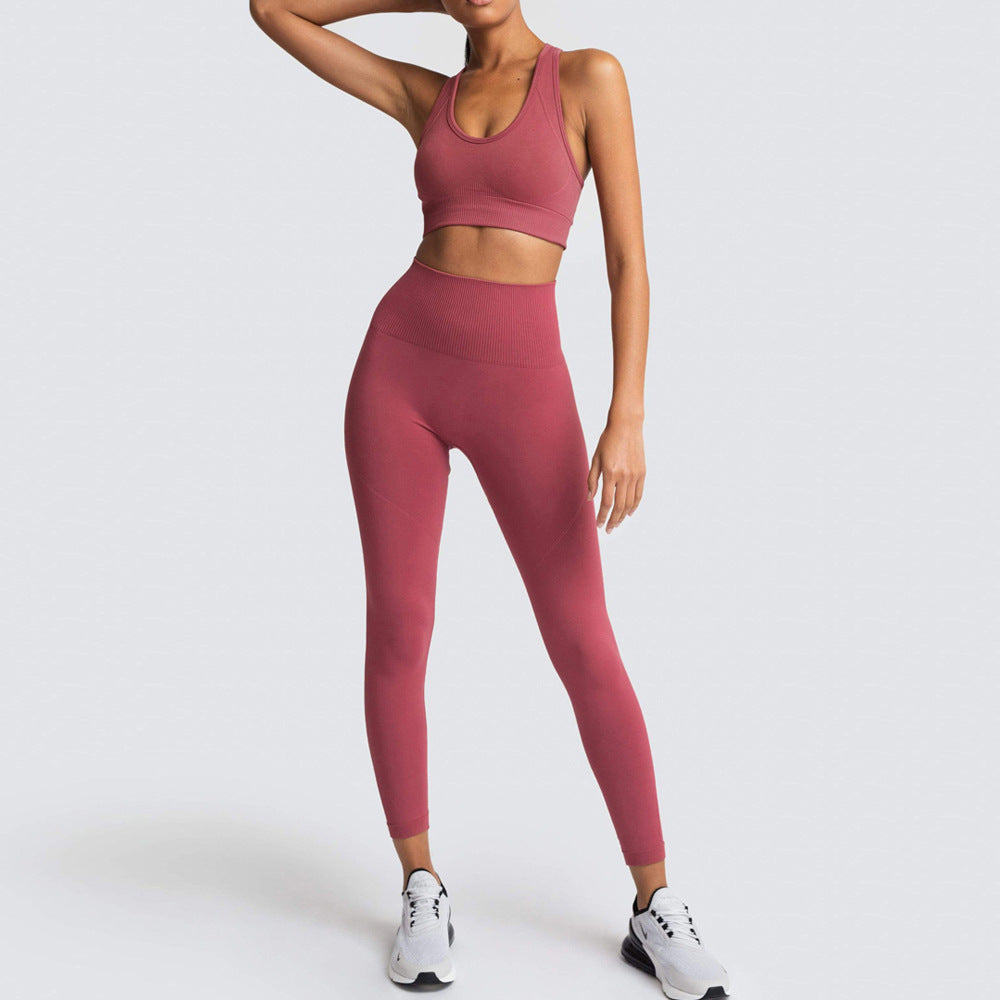 European and American seamless knitted slim fit hip raise moisture wicking sports workout clothes beauty back fitness bra yoga clothes suit