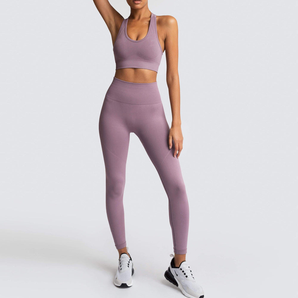European and American seamless knitted slim fit hip raise moisture wicking sports workout clothes beauty back fitness bra yoga clothes suit